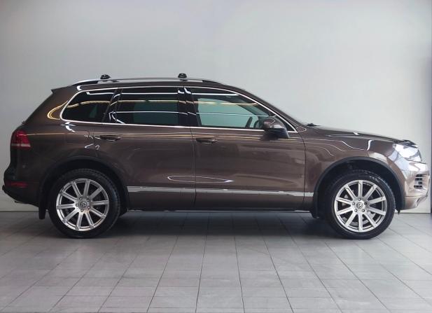 Volkswagen Touareg II с пробегом 2013 года, цена 2 395 000 рублей, 197924 км, внедорожник, Автокод Объявления