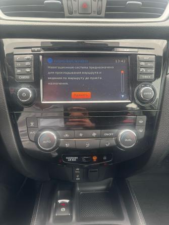 Nissan Qashqai II с пробегом 2015 года, цена 1 269 900 рублей, 111778 км, внедорожник, Автокод Объявления