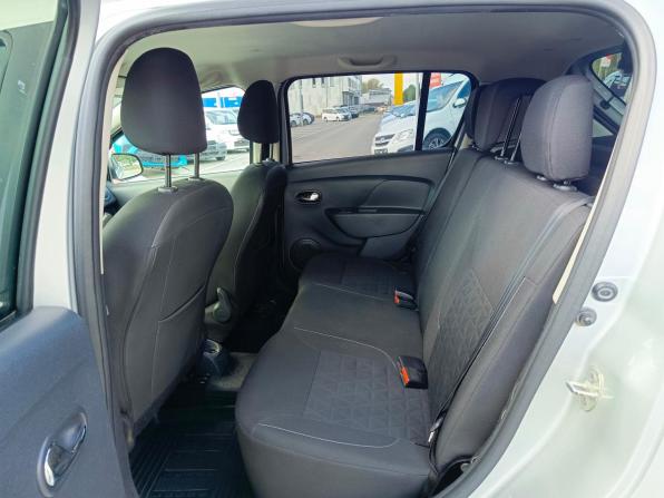 Renault Sandero II с пробегом 2017 года, цена 904 995 рублей, 163692 км, хэтчбек, Автокод Объявления