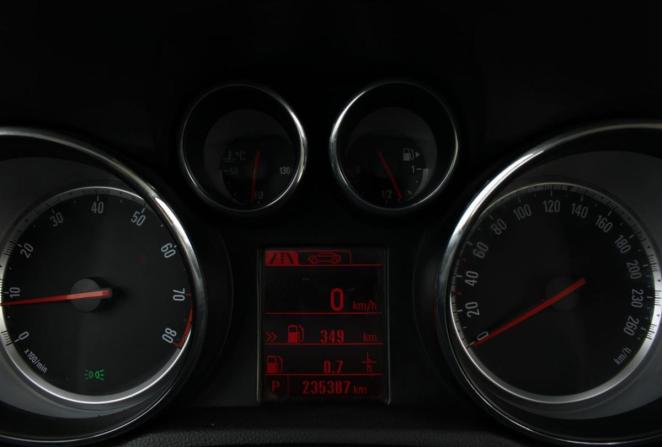 Opel Mokka I с пробегом 2014 года, цена 960 000 рублей, 235350 км, внедорожник, Автокод Объявления