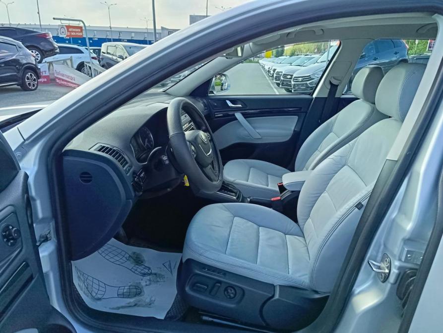 Skoda Octavia II (A5) Рестайлинг Тюмень  - изображение 9