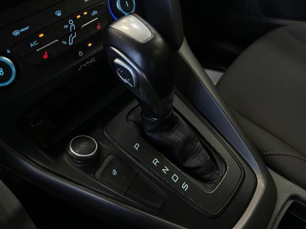 Ford Focus III Рестайлинг с пробегом 2017 года, цена 1 090 000 рублей, 108659 км, хэтчбек, Автокод Объявления