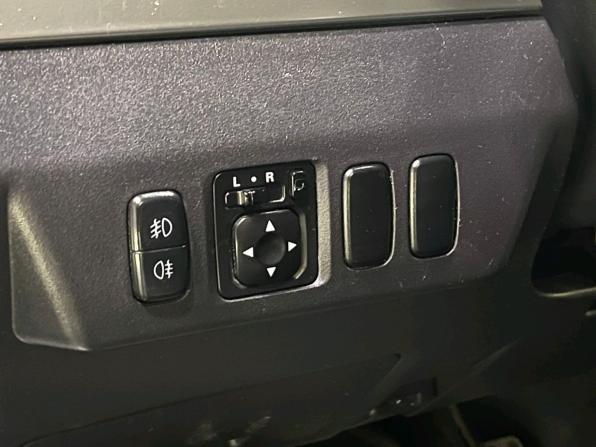 Mitsubishi Pajero IV Рестайлинг 1 с пробегом 2011 года, цена 1 799 000 рублей, 301938 км, внедорожник, Автокод Объявления