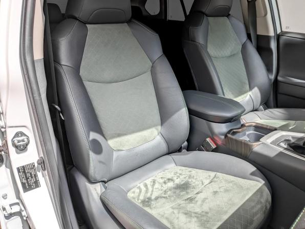 Toyota RAV4 V (XA50) с пробегом 2024 года, цена 3 950 000 рублей, 14359 км, внедорожник, Автокод Объявления