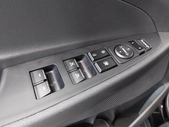 Hyundai Tucson III Рестайлинг с пробегом 2019 года, цена 2 370 000 рублей, 105343 км, внедорожник, Автокод Объявления