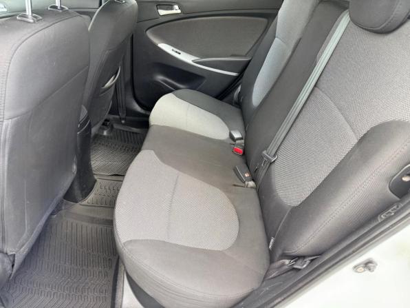 Hyundai Solaris I с пробегом 2013 года, цена 590 000 рублей, 240143 км, хэтчбек, Автокод Объявления