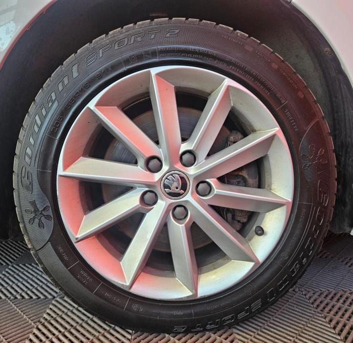 Skoda Superb II Рестайлинг Вологда  - изображение 18