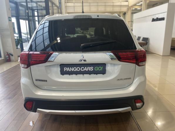 Mitsubishi Outlander III Рестайлинг с пробегом 2015 года, цена 1 350 000 рублей, 293338 км, внедорожник, Автокод Объявления