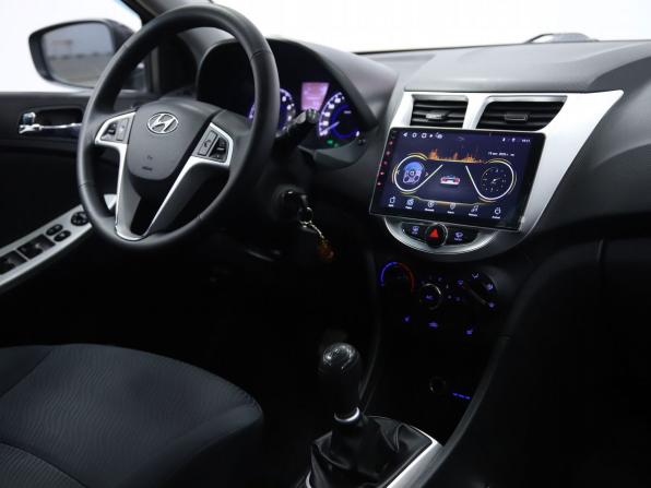 Hyundai Solaris I с пробегом 2011 года, цена 530 000 рублей, 204212 км, седан, Автокод Объявления