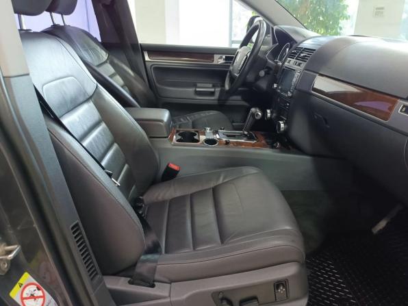 Volkswagen Touareg I Рестайлинг с пробегом 2007 года, цена 1 010 000 рублей, 314750 км, внедорожник, Автокод Объявления
