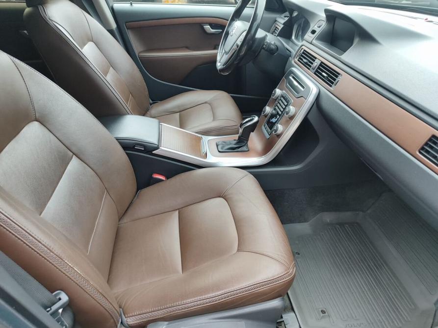 Volvo XC70 II Рестайлинг Москва  - изображение 9