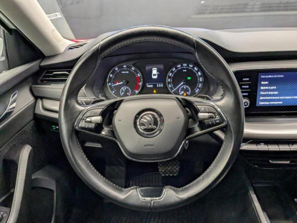 Skoda Octavia IV (A8) с пробегом 2021 года, цена 2 050 000 рублей, 142559 км, лифтбек, Автокод Объявления