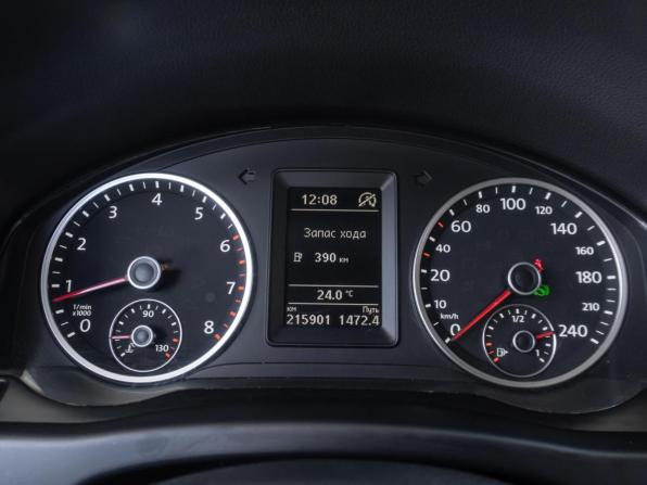 Volkswagen Tiguan I Рестайлинг с пробегом 2014 года, цена 1 292 000 рублей, 215901 км, внедорожник, Автокод Объявления