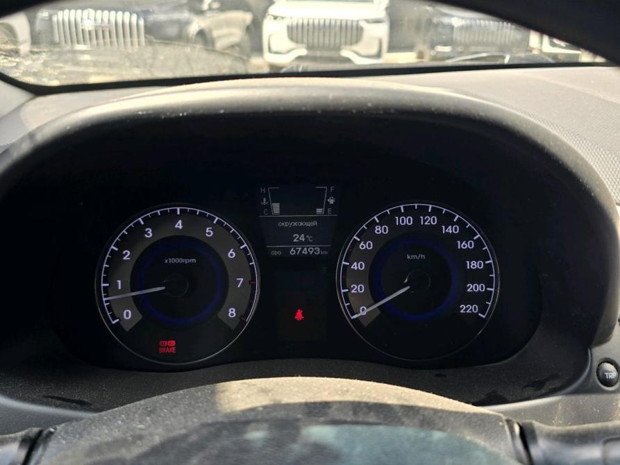 Hyundai Solaris I Самара  - изображение 6