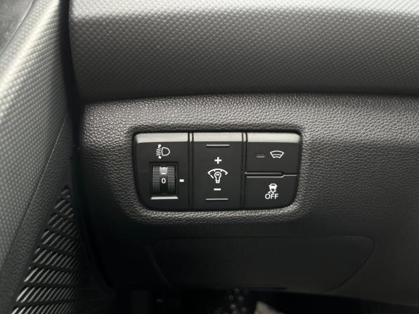 Hyundai Creta I с пробегом 2019 года, цена 1 899 000 рублей, 94450 км, внедорожник, Автокод Объявления