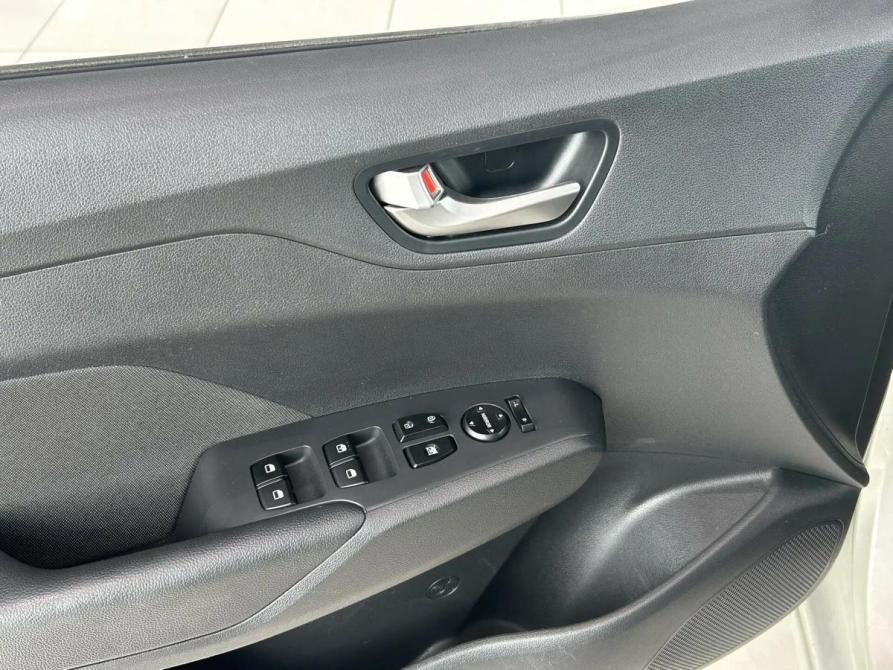 Hyundai Solaris II Екатеринбург  - изображение 26
