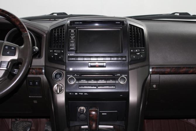 Toyota Land Cruiser 200 Series с пробегом 2011 года, цена 3 300 000 рублей, 248211 км, внедорожник, Автокод Объявления