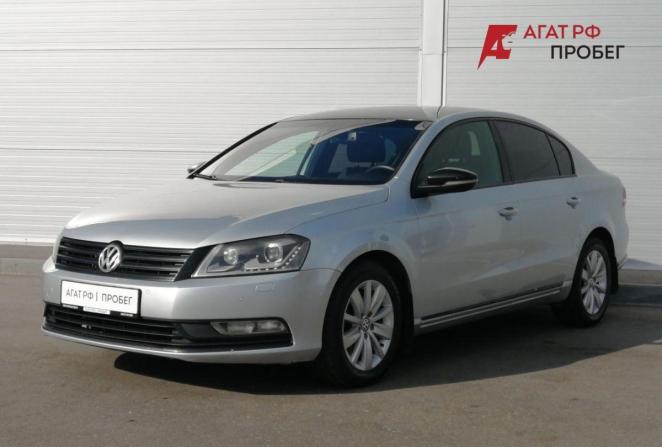 Volkswagen Passat B7 с пробегом 2011 года, цена 900 000 рублей, 268583 км, седан, Автокод Объявления