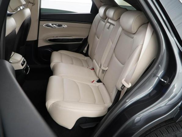 Genesis GV70 I с пробегом 2021 года, цена 4 708 055 рублей, 76965 км, внедорожник, Автокод Объявления