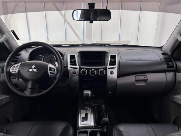 Mitsubishi Pajero Sport II с пробегом 2013 года, цена 1 800 000 рублей, 234600 км, внедорожник, Автокод Объявления