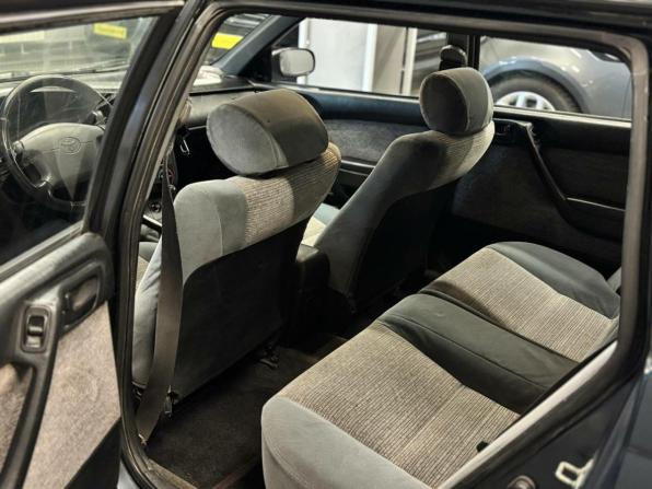 Toyota Carina E с пробегом 1993 года, цена 367 000 рублей, 247000 км, универсал, Автокод Объявления