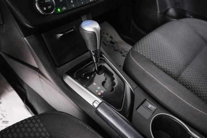 Toyota Corolla XI (E160 E170 E180) с пробегом 2014 года, цена 1 349 000 рублей, 294000 км, седан, Автокод Объявления