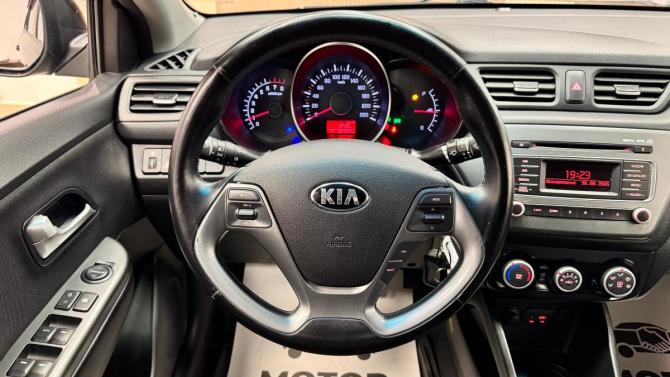 Kia Rio III Рестайлинг с пробегом 2016 года, цена 825 000 рублей, 204048 км, седан, Автокод Объявления