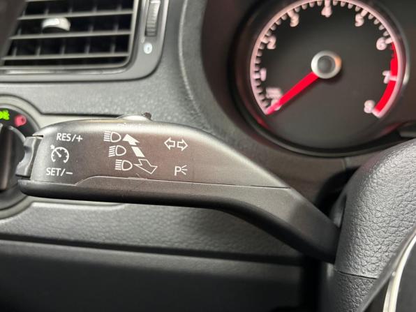 Volkswagen Polo V Рестайлинг с пробегом 2020 года, цена 1 498 000 рублей, 56439 км, седан, Автокод Объявления