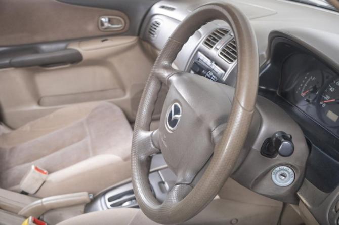 Mazda Familia VIII (BJ) с пробегом 2003 года, цена 199 000 рублей, 450000 км, седан, Автокод Объявления