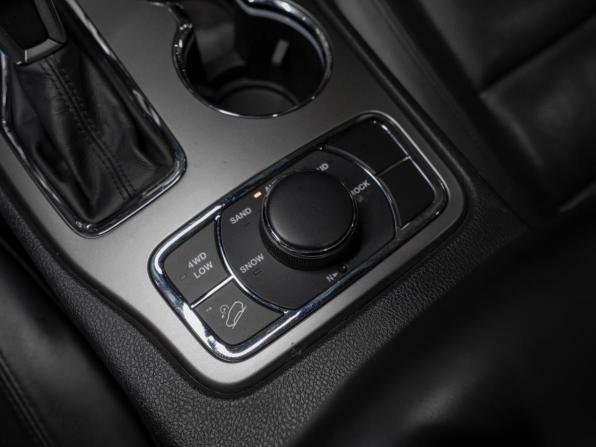Jeep Grand Cherokee IV (WK2) Рестайлинг с пробегом 2018 года, цена 3 530 000 рублей, 75563 км, внедорожник, Автокод Объявления