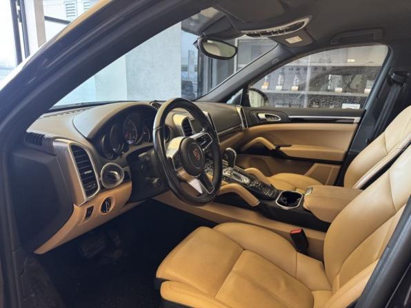 Porsche Cayenne II Рестайлинг (958) с пробегом 2017 года, цена 3 987 000 рублей, 138000 км, внедорожник, Автокод Объявления