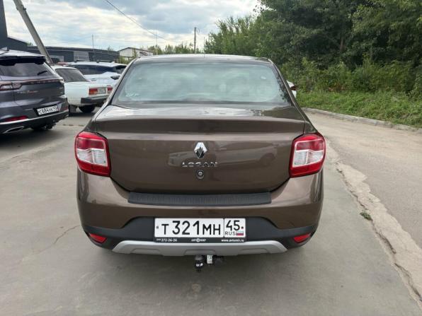 Renault Logan II Рестайлинг с пробегом 2019 года, цена 1 199 000 рублей, 112000 км, седан, Автокод Объявления