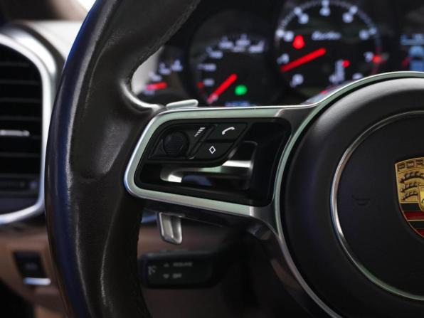 Porsche Cayenne II Рестайлинг (958) с пробегом 2014 года, цена 3 779 414 рублей, 143735 км, внедорожник, Автокод Объявления