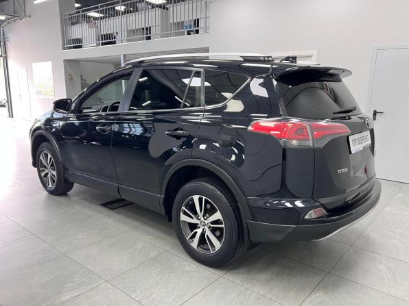 Toyota RAV4 IV (XA40) Рестайлинг с пробегом 2018 года, цена 2 680 000 рублей, 101609 км, внедорожник, Автокод Объявления