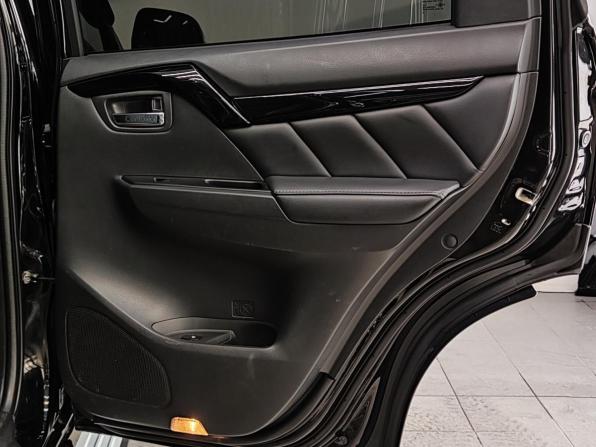Mitsubishi Pajero Sport III с пробегом 2018 года, цена 2 600 000 рублей, 104813 км, внедорожник, Автокод Объявления