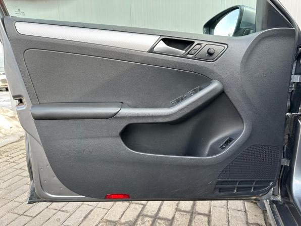 Volkswagen Jetta VI Рестайлинг с пробегом 2014 года, цена 1 080 000 рублей, 167476 км, седан, Автокод Объявления