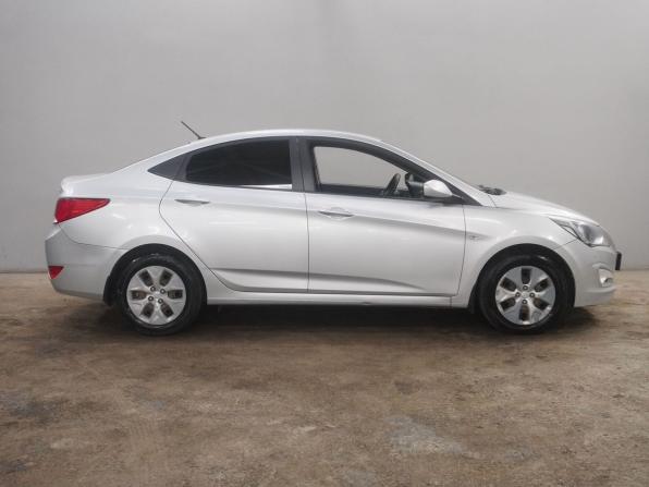 Hyundai Solaris I Рестайлинг с пробегом 2015 года, цена 913 000 рублей, 164318 км, седан, Автокод Объявления