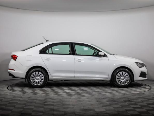 Skoda Rapid II с пробегом 2021 года, цена 1 589 000 рублей, 85986 км, лифтбек, Автокод Объявления