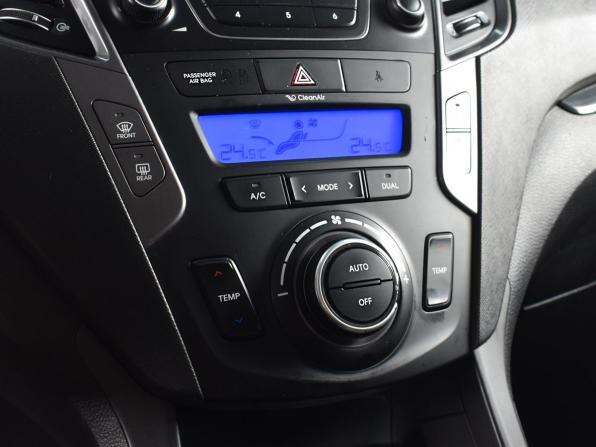 Hyundai Santa Fe III с пробегом 2014 года, цена 1 749 999 рублей, 304775 км, внедорожник, Автокод Объявления