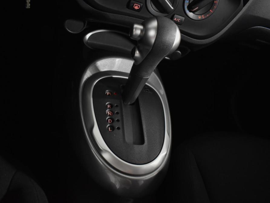 Nissan Juke I Рестайлинг Санкт-Петербург  - изображение 18