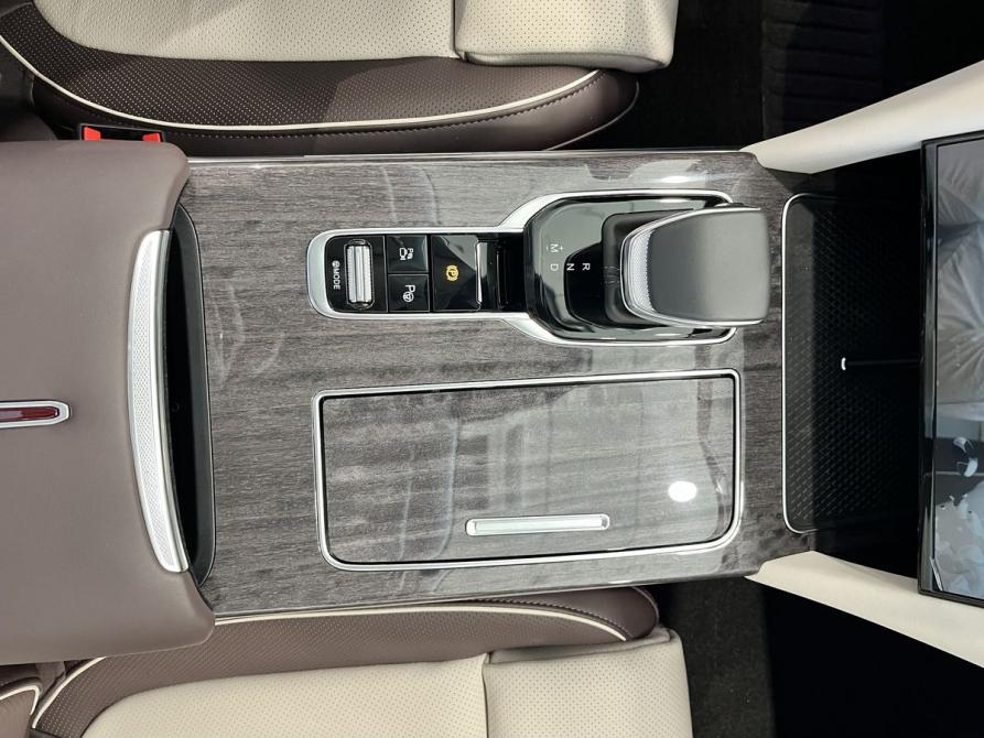 Hongqi HS7 II Екатеринбург  - изображение 11
