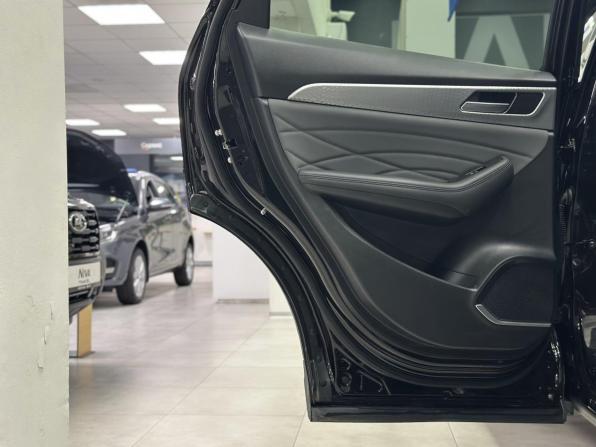 Haval F7x I Рестайлинг с пробегом 2023 года, цена 2 300 000 рублей, 32000 км, внедорожник, Автокод Объявления