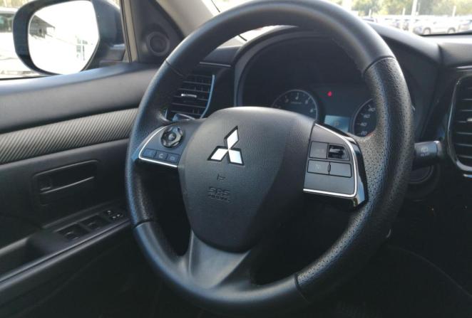 Mitsubishi Outlander II Рестайлинг с пробегом 2012 года, цена 1 260 000 рублей, 212000 км, внедорожник, Автокод Объявления