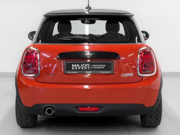 Mini Hatch III (F55/F56) Рестайлинг с пробегом 2021 года, цена 2 750 000 рублей, 11637 км, хэтчбек, Автокод Объявления