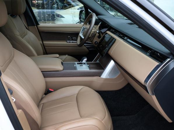 Land Rover Range Rover V с пробегом 2025 года, цена 21 600 000 рублей, 12300 км, внедорожник, Автокод Объявления