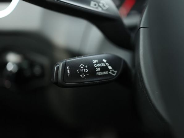 Audi Q5 I (8R) Рестайлинг с пробегом 2014 года, цена 2 099 000 рублей, 137156 км, внедорожник, Автокод Объявления