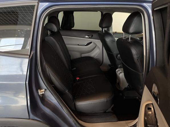 Chevrolet Orlando I с пробегом 2014 года, цена 1 040 000 рублей, 183676 км, компактвэн, Автокод Объявления