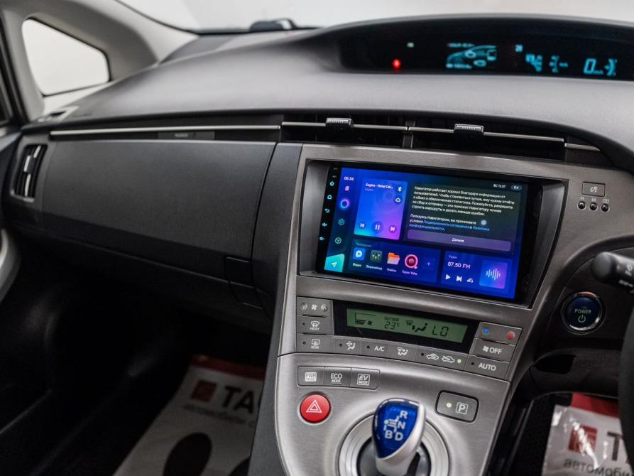Toyota Prius III Рестайлинг (XW30) Красноярск  - изображение 12