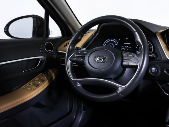 Hyundai Sonata VIII (DN8) с пробегом 2021 года, цена 2 548 000 рублей, 93517 км, седан, Автокод Объявления