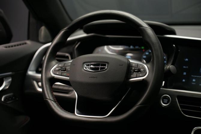 Geely Tugella I Рестайлинг с пробегом 2023 года, цена 3 190 000 рублей, 30000 км, внедорожник, Автокод Объявления